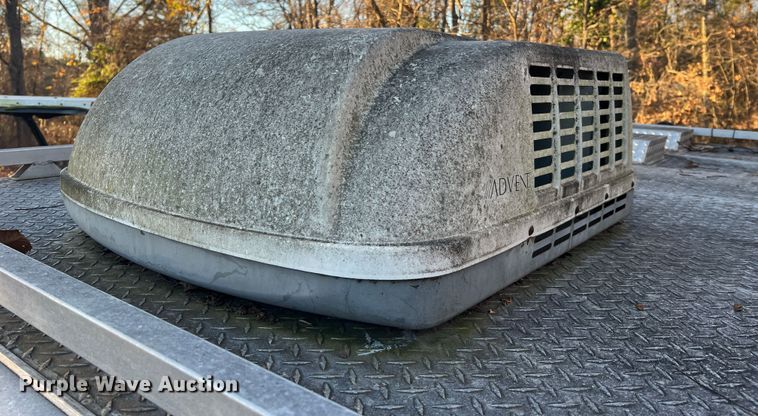 image for item JU9799 2014 Jackson Creek SST4  K-9 trailer