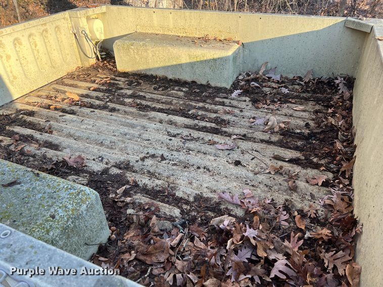 image for item JU9802 US Army M1101  utility trailer