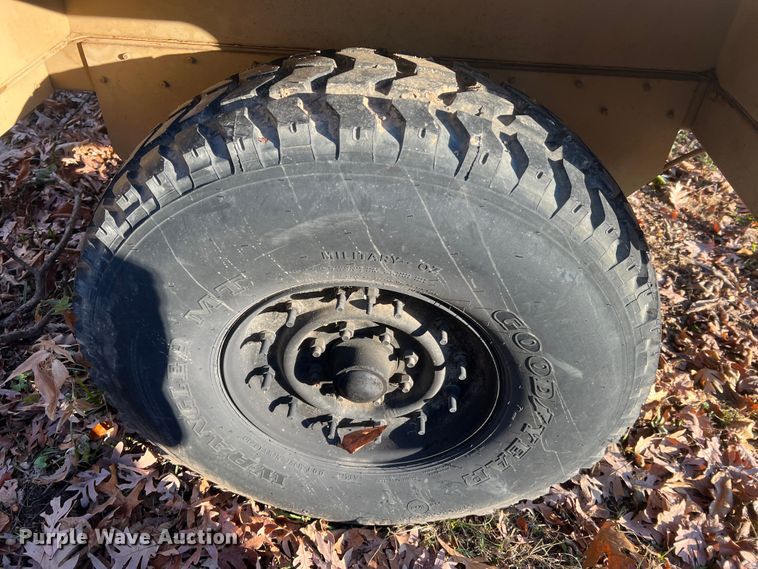 image for item JU9802 US Army M1101  utility trailer