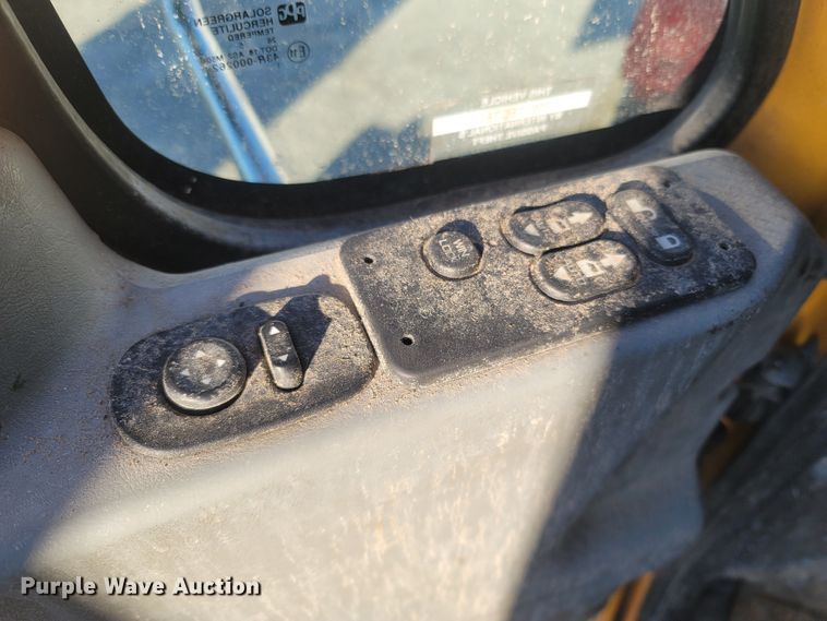 image for item JU9804 2005 International 7400  dump truck