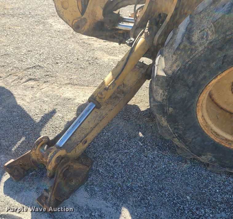 image for item JU9806 2002 John Deere 310SG  backhoe