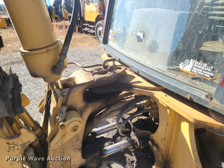 image for item JU9806 2002 John Deere 310SG  backhoe