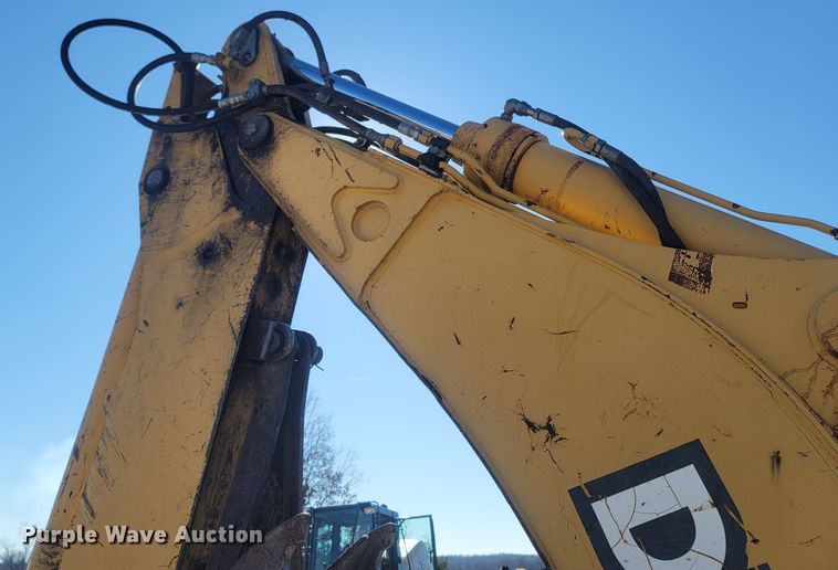 image for item JU9806 2002 John Deere 310SG  backhoe