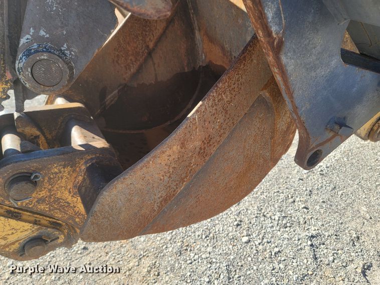 image for item JU9806 2002 John Deere 310SG  backhoe