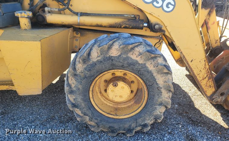 image for item JU9806 2002 John Deere 310SG  backhoe