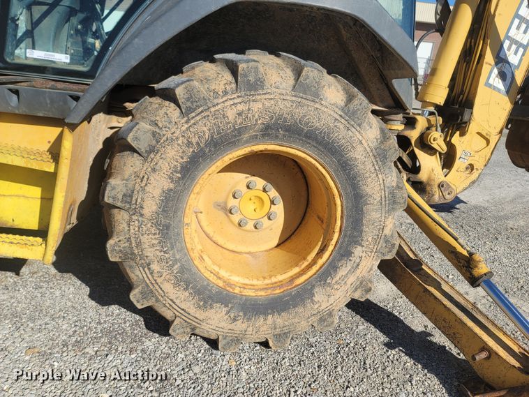 image for item JU9806 2002 John Deere 310SG  backhoe