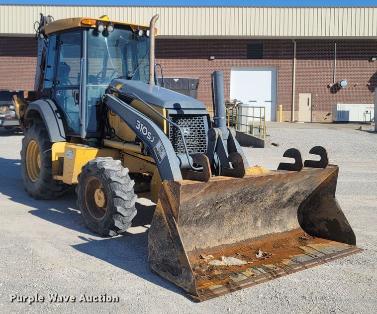 image for item JU9807 2008 John Deere 310SJ  backhoe