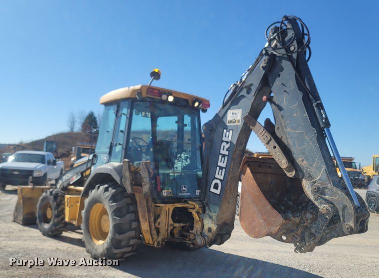 image for item JU9807 2008 John Deere 310SJ  backhoe