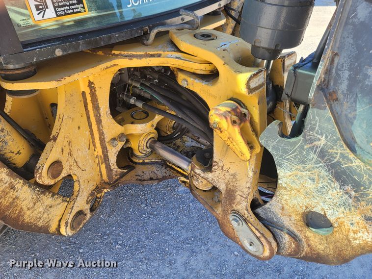 image for item JU9807 2008 John Deere 310SJ  backhoe