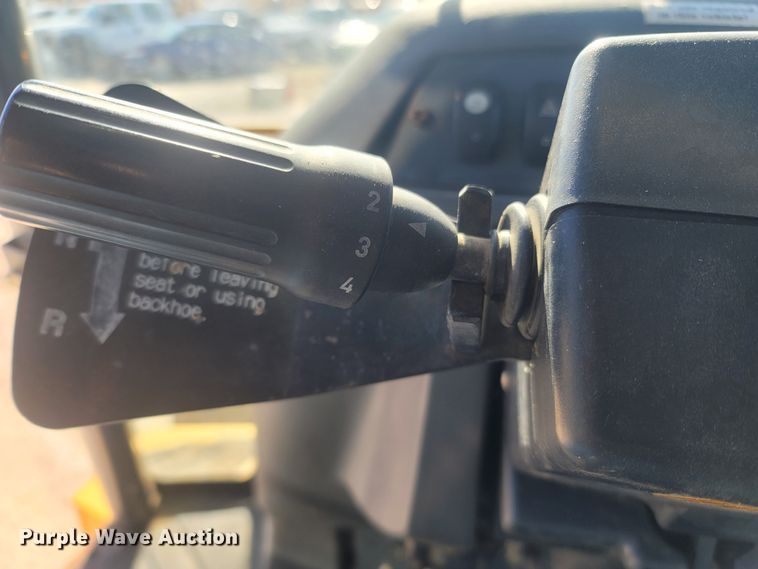 image for item JU9807 2008 John Deere 310SJ  backhoe