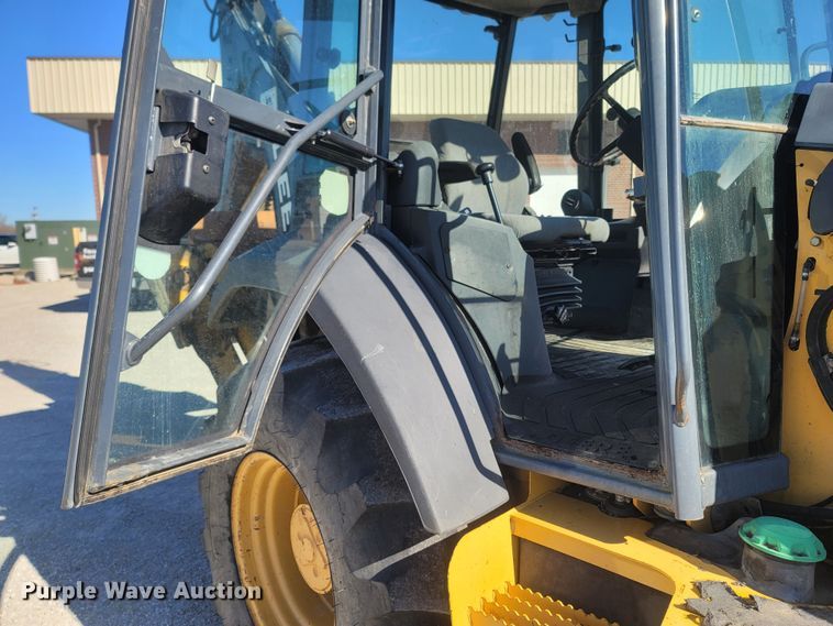 image for item JU9807 2008 John Deere 310SJ  backhoe