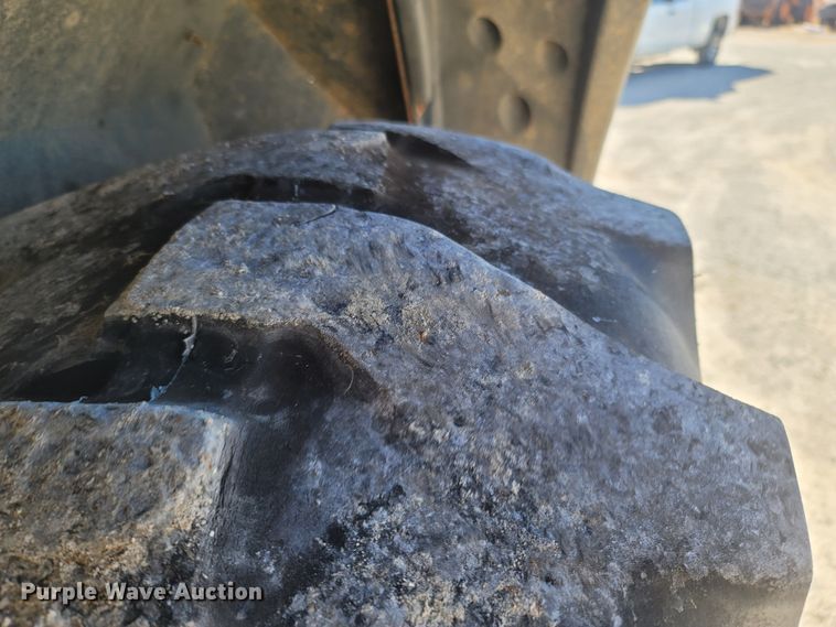 image for item JU9807 2008 John Deere 310SJ  backhoe