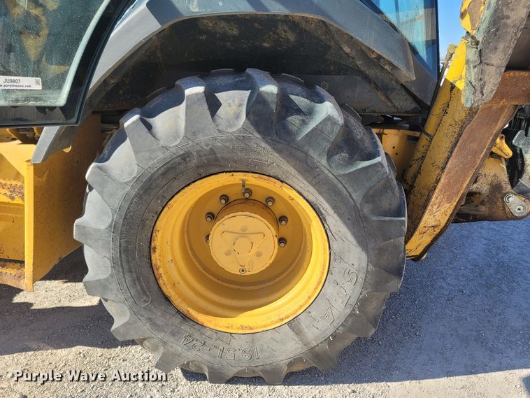 image for item JU9807 2008 John Deere 310SJ  backhoe