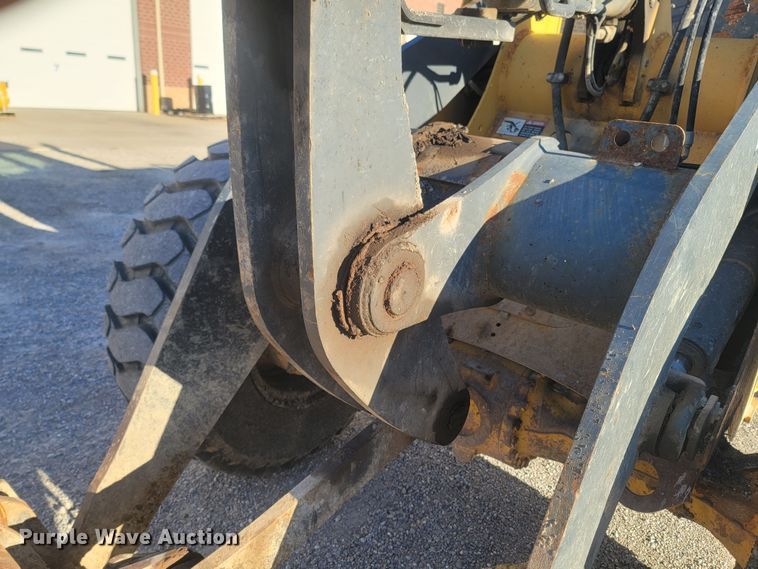 image for item JU9808 2007 John Deere 444J  wheel loader