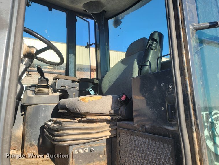 image for item JU9808 2007 John Deere 444J  wheel loader