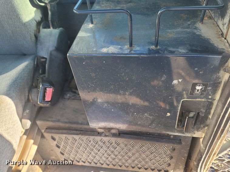 image for item JU9808 2007 John Deere 444J  wheel loader