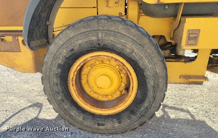 image for item JU9808 2007 John Deere 444J  wheel loader