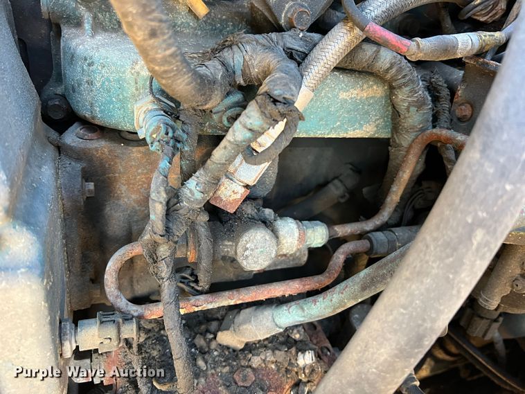 image for item JU9823 2006 International 7400  dump truck