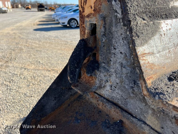 image for item JU9823 2006 International 7400  dump truck