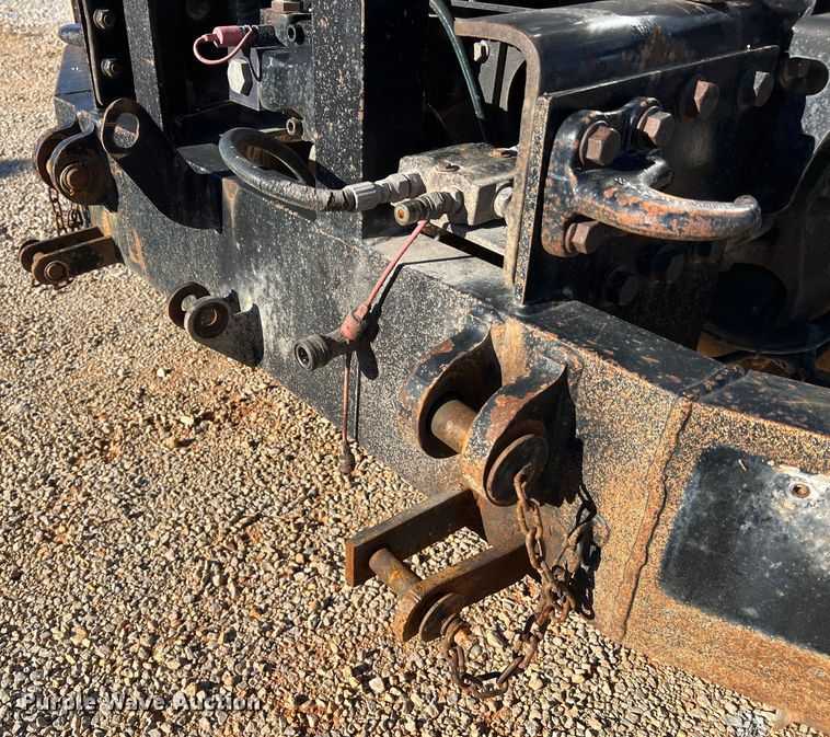 image for item JU9823 2006 International 7400  dump truck