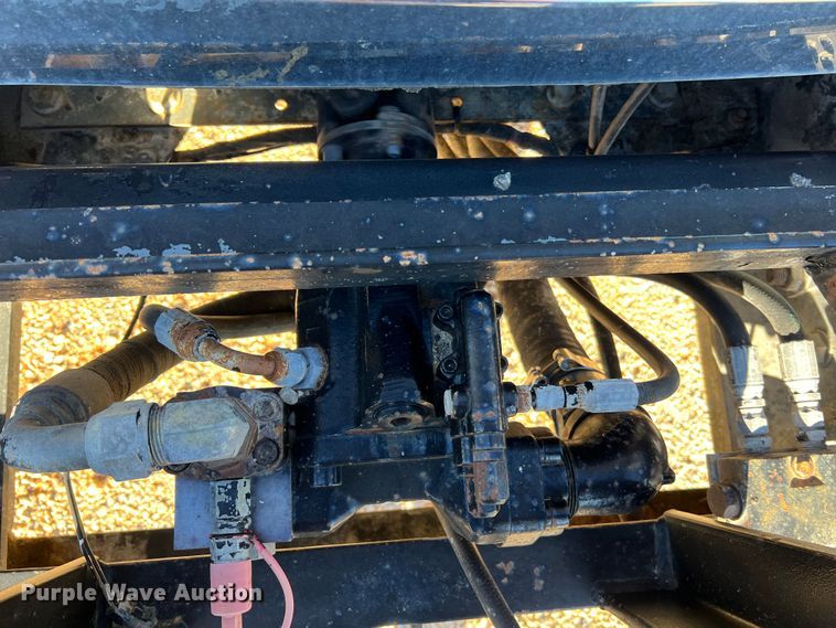 image for item JU9823 2006 International 7400  dump truck