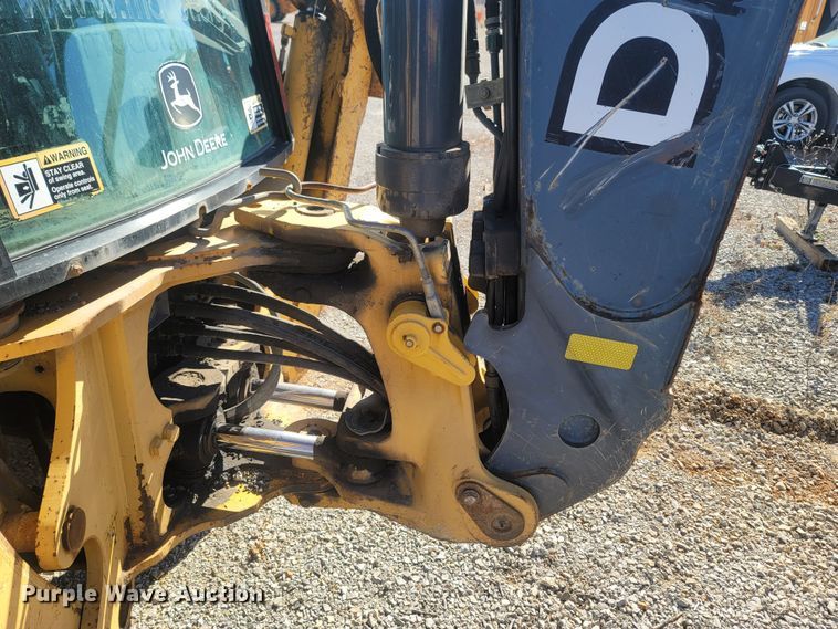 image for item JU9828 2008 John Deere 310SJ  backhoe