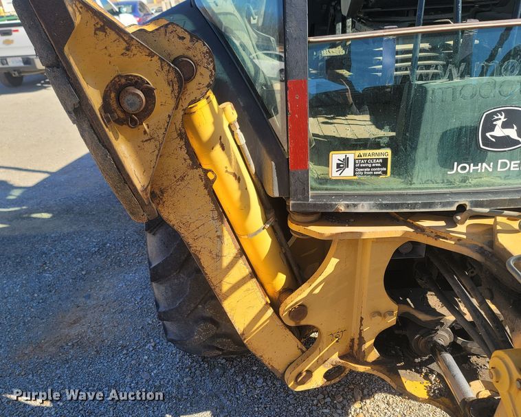 image for item JU9828 2008 John Deere 310SJ  backhoe