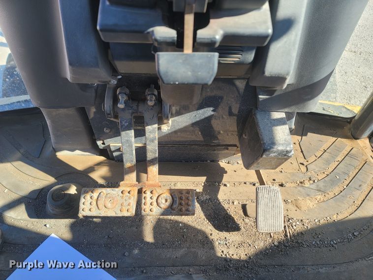 image for item JU9828 2008 John Deere 310SJ  backhoe