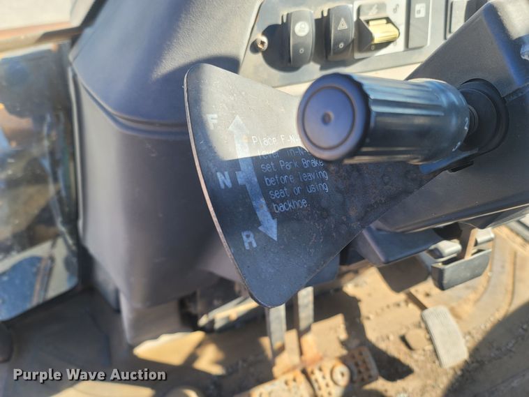 image for item JU9828 2008 John Deere 310SJ  backhoe