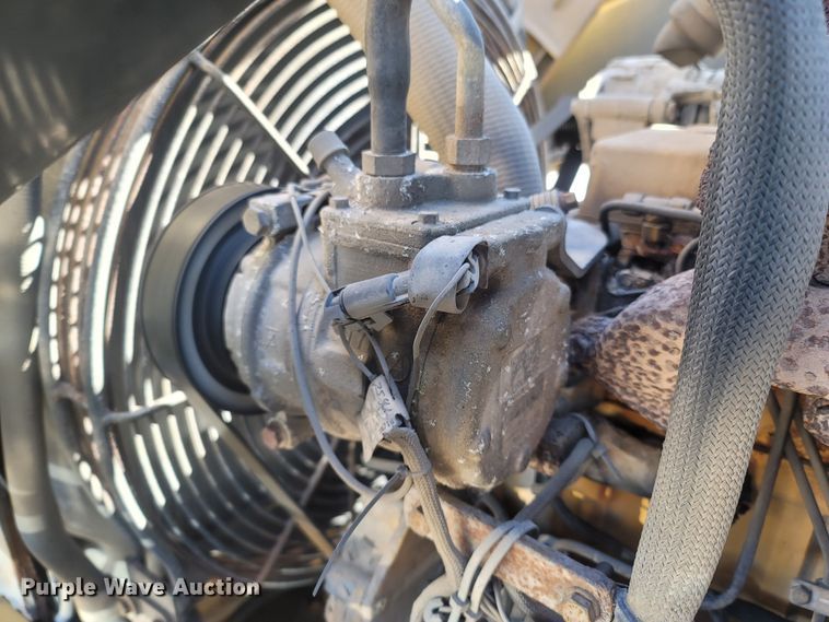 image for item JU9828 2008 John Deere 310SJ  backhoe