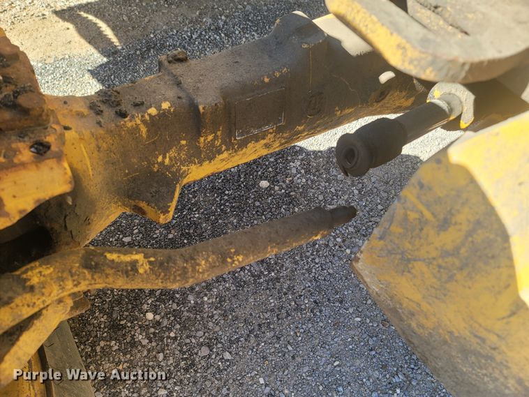 image for item JU9828 2008 John Deere 310SJ  backhoe