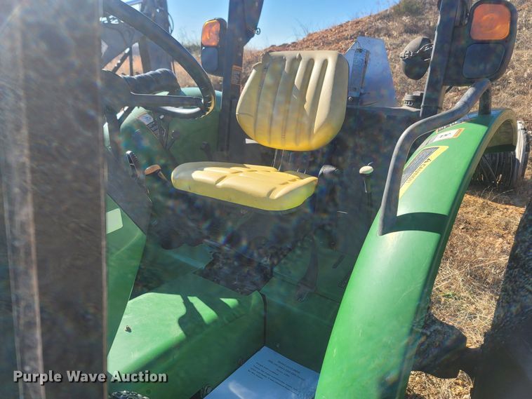 image for item JU9829 John Deere 5325  tractor