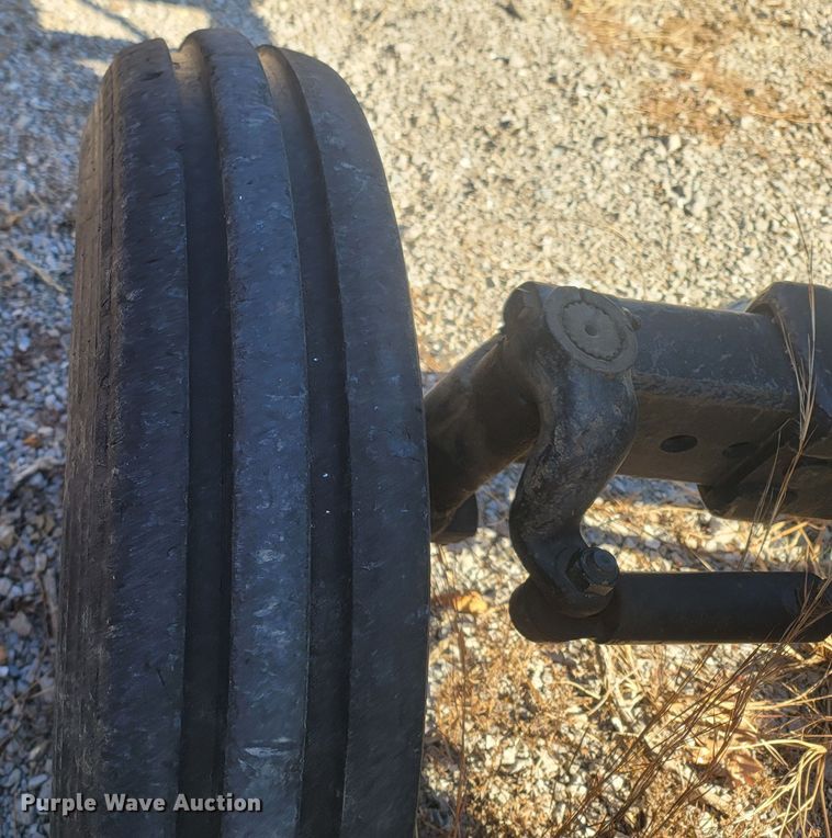 image for item JU9829 John Deere 5325  tractor