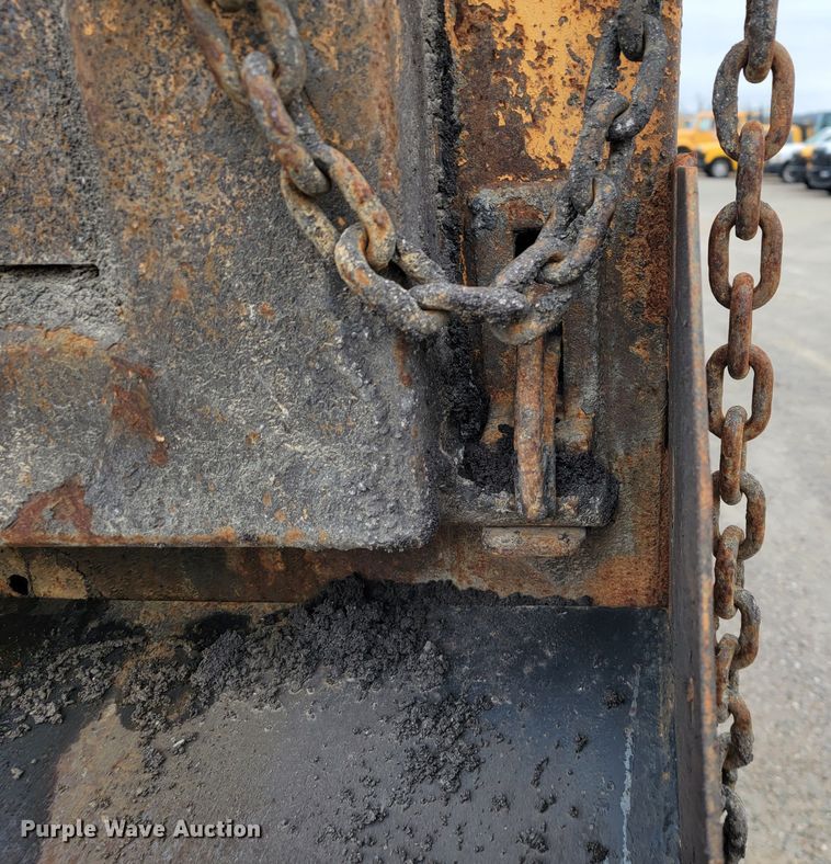 image for item JU9831 2007 International 7400  dump truck