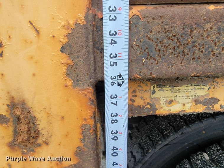 image for item JU9831 2007 International 7400  dump truck