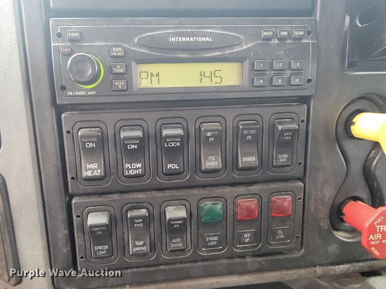 image for item JU9831 2007 International 7400  dump truck