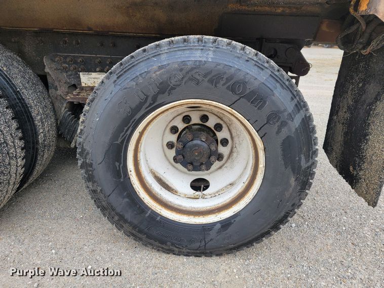 image for item JU9831 2007 International 7400  dump truck