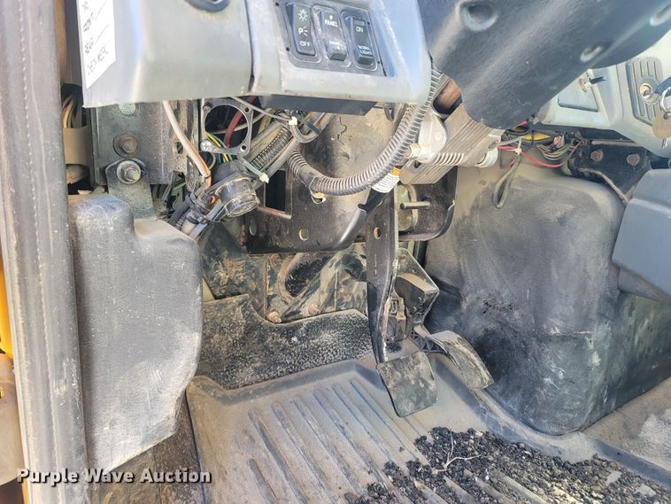 image for item JU9832 2006 International 7400  dump truck