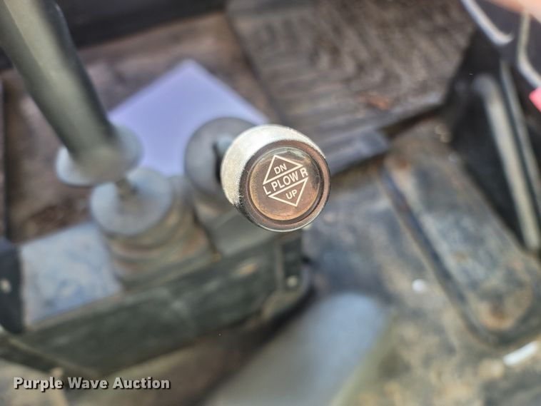 image for item JU9832 2006 International 7400  dump truck