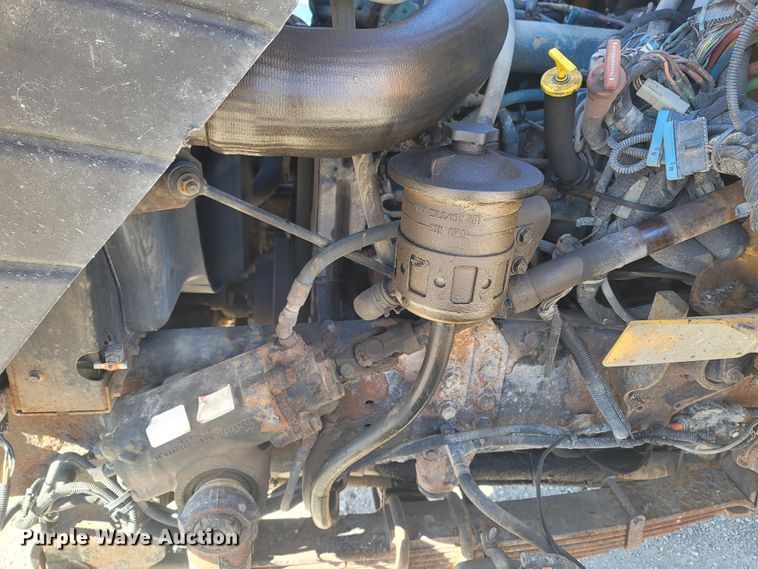 image for item JU9832 2006 International 7400  dump truck