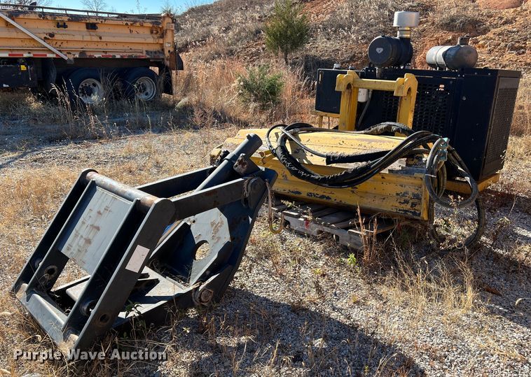 image for item JU9834 Motor grader attachments