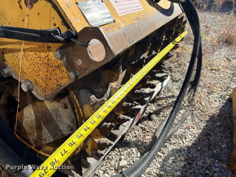 image for item JU9834 Motor grader attachments