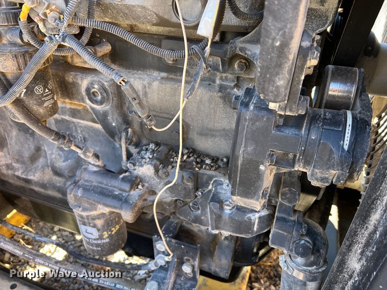 image for item JU9834 Motor grader attachments