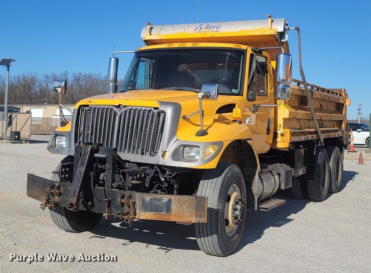 image for item JU9836 2007 International 7400  dump truck