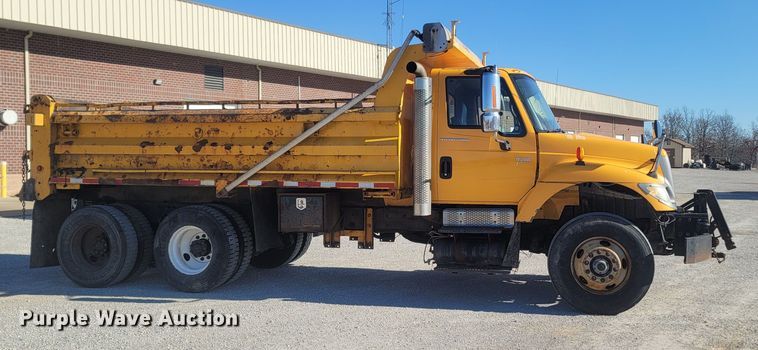 image for item JU9836 2007 International 7400  dump truck