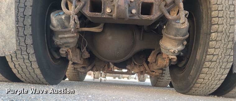 image for item JU9836 2007 International 7400  dump truck