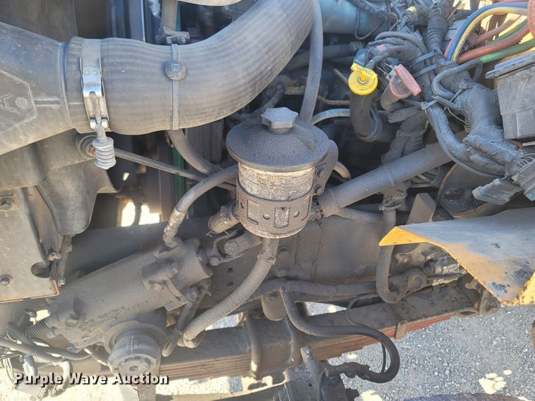 image for item JU9836 2007 International 7400  dump truck