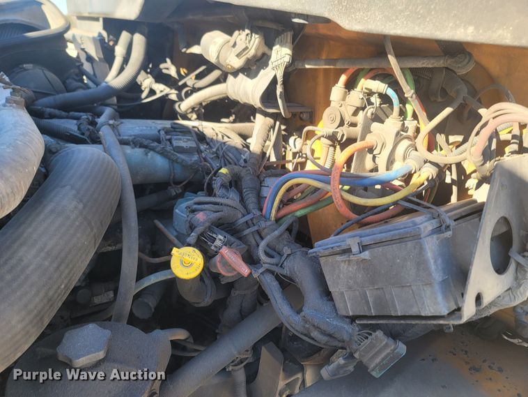 image for item JU9836 2007 International 7400  dump truck