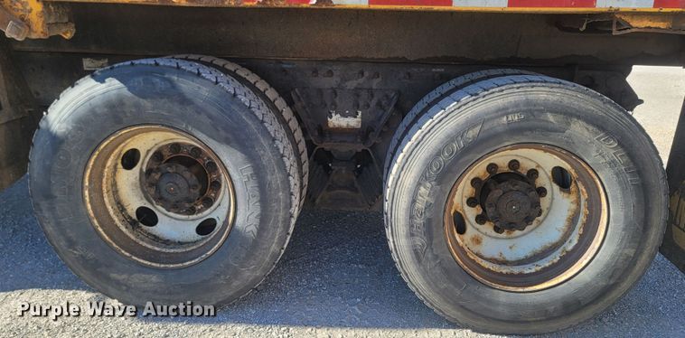 image for item JU9836 2007 International 7400  dump truck