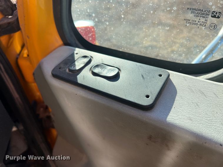 image for item JU9837 2006 International 7400  dump truck